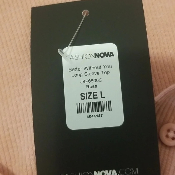 Fashion Nova long sleeve  top - Picture 5 of 5